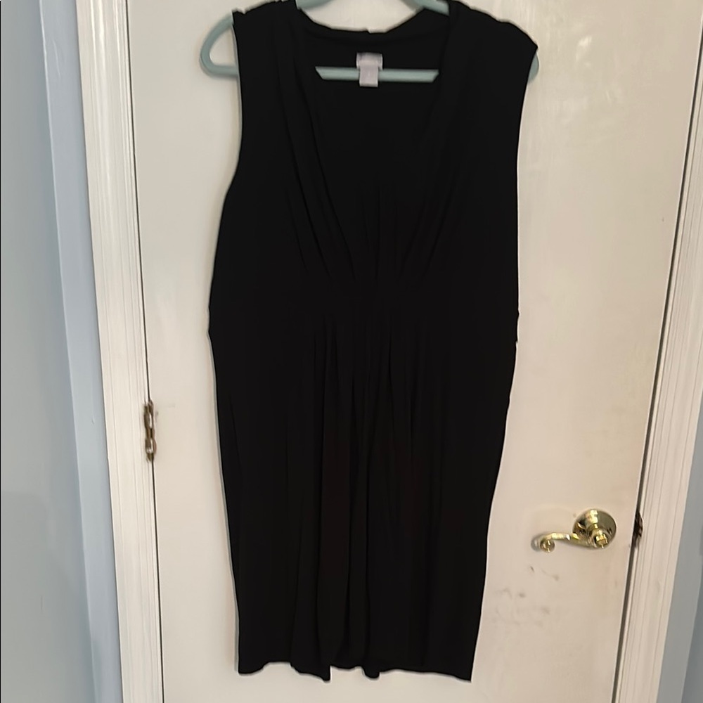 Elegant Black Sleeveless Women's Top